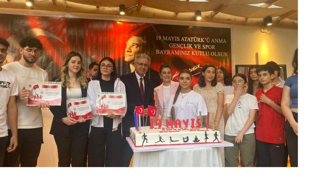 19 Mayıs Atatürkü Anma, Gençlik ve Spor Bayramımızı Kutladık